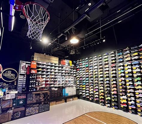 Sneakers Club Singapore.